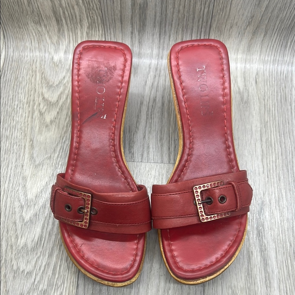 Two Lips Red Sandals - Picture 2 of 11